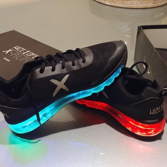 Wize & Ope X-Run Paris LED Trainers, 10.5 - Picture 1 of 8